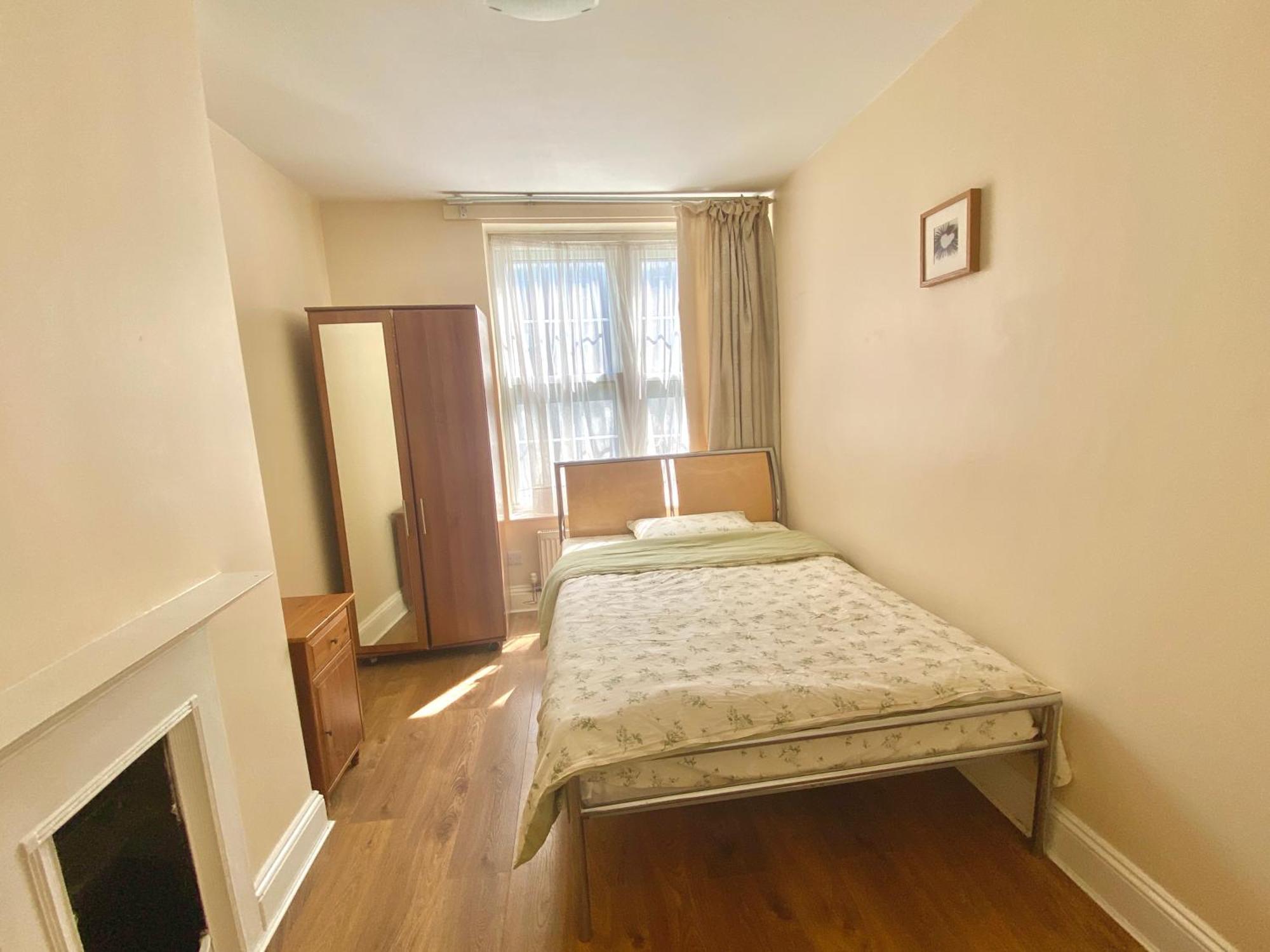 Separate Rooms By The Thames 伦敦 外观 照片